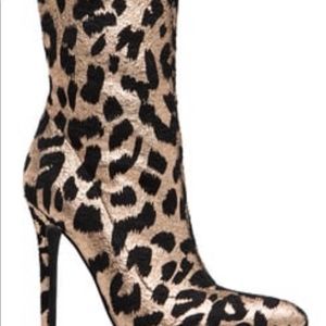 SHOE DAZZLE VICKY METALLIC LEOPARD BOOTIE 9.5